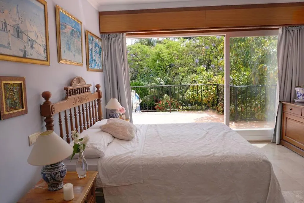 Private Villa & Pool Nr Puerto Banus Marbella