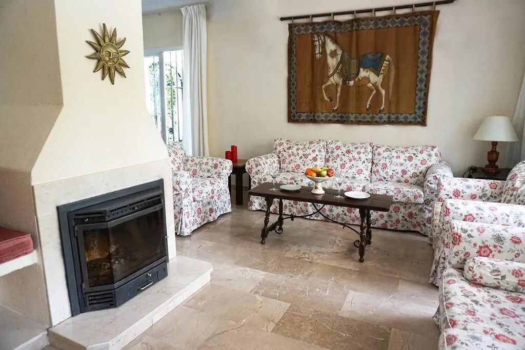 Private Villa & Pool Nr Puerto Banus Marbella